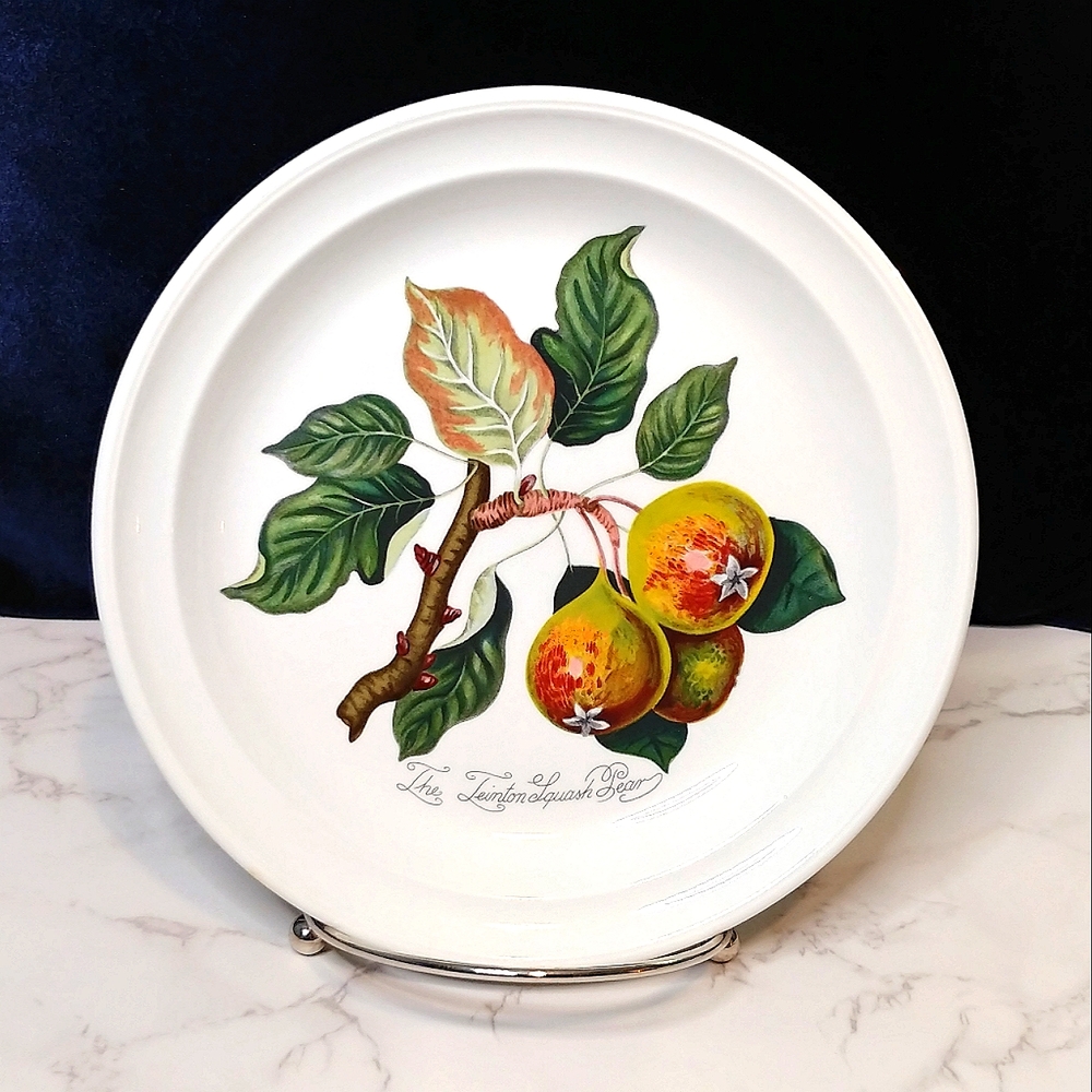 Portmeirion Pomona Goddess of Fruit Salad Plate - Teinton Squash Pear